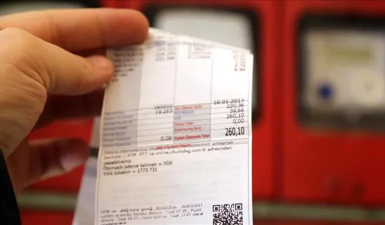 ELEKTRİK FATURALARINDA YENİ DÖNEM BAŞLIYOR: TÜKETİM LİMİTİ AŞILIRSA DESTEK KESİLECEK