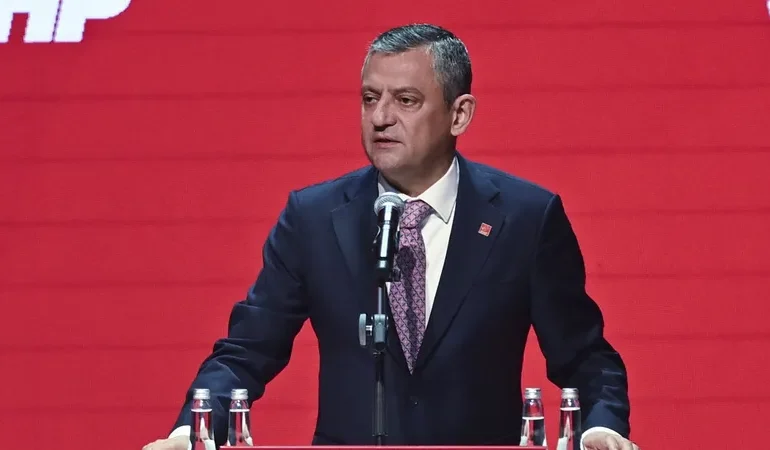 Özgür Özel Kurultayda Dış Politika Vizyonunu Anlattı — Türkiye’nin Yeni Yol Haritası