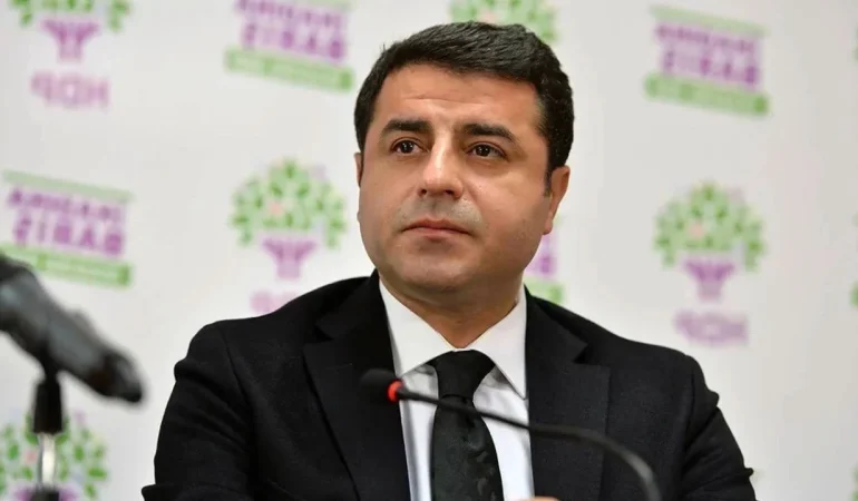 AİHM’DEN TÜRKİYE’YE RET: SELAHATTİN DEMİRTAŞ KARARINDA HAK İHLALİ KESİNLEŞTİ