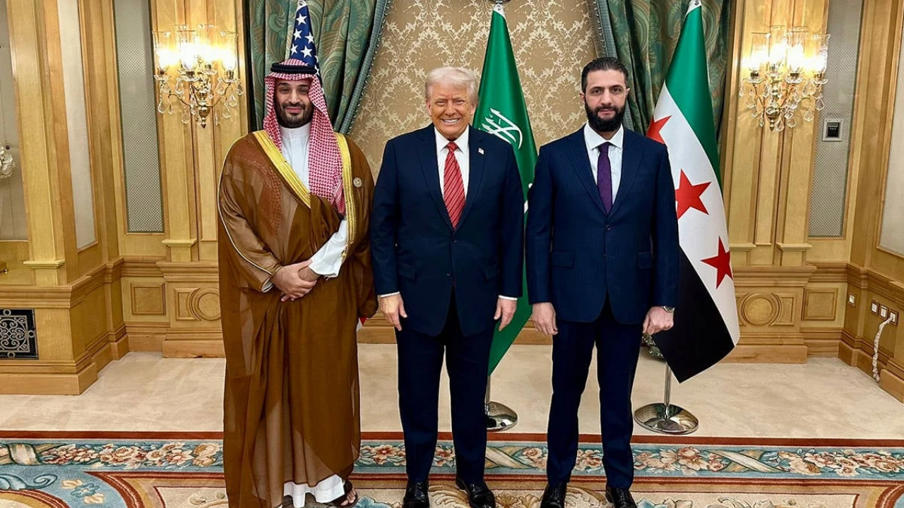 sara - Suriye’de Yeni Dönem: Şara’ya Uygulanan Yaptırımlar Kaldırıldı, Trump Görüşmeye Hazırlanıyor!