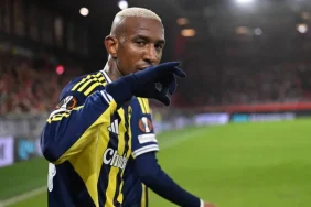 FENERBAHÇE’DE TALİSCA İÇİN KRİTİK KARAR, YENİ MAAŞ PLANI MASADA 3 1765490548699-yanlizca-boyutlandirm-qsw0_cover.jpg
