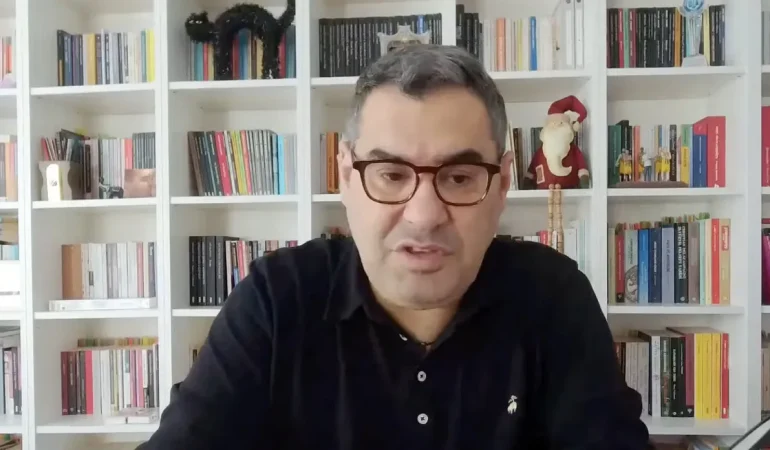 ENVER AYSEVER GÖZALTINA ALINDI: CANLI YAYINDAKİ SÖZLERİ YÜZÜNDEN POLİSİ HAREKETE GEÇİRDİ