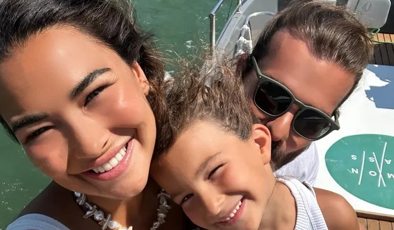 Bruce Willis’in Gizem’i Öpmesiyle Gündeme Gelen Olay: Hakan Hatipoğlu Yıllar Sonra İlk Kez Anlattı, Şaşkınlık ve Kahkaha Bir Arada!