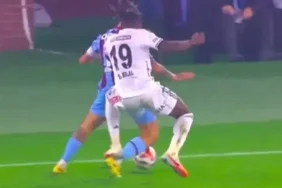 YILIN SON DERBİSİNDE TARTIŞILAN HAKEM KARARLARI ESKİ HAKEMLERİN ANALİZİNDE AYDINLATILDI 2 693fa34e3ccbf489