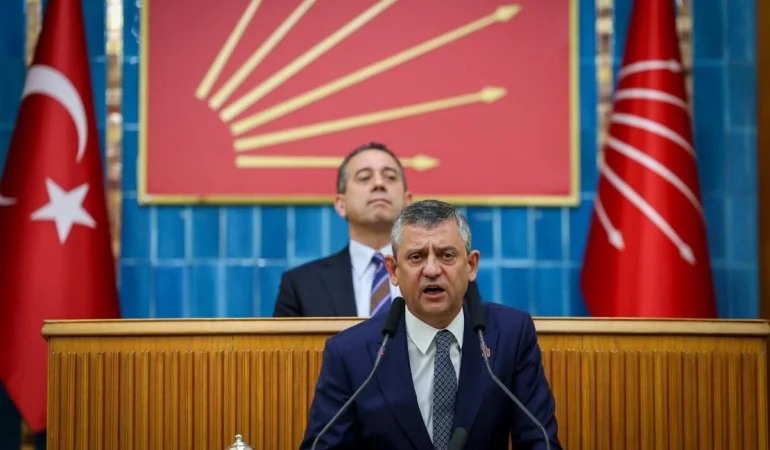 OZGUR OZELDEN ASGARI UCRET ACIKLAMASI: “2026 GEÇIM YILI DEGIL, SECIM YILIDIR”