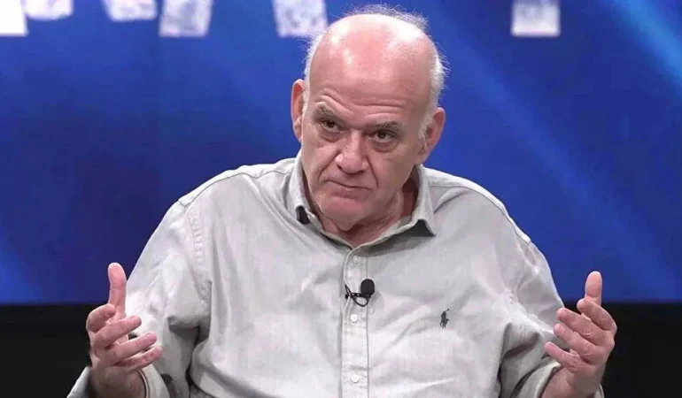 Ahmet Çakar Yeniden Hastaneye Kaldırıldı: Kalp Krizi Şüphesiyle Sağlık Durumu Tekrar Ciddi, Adliye Planları Askıda Kaldı