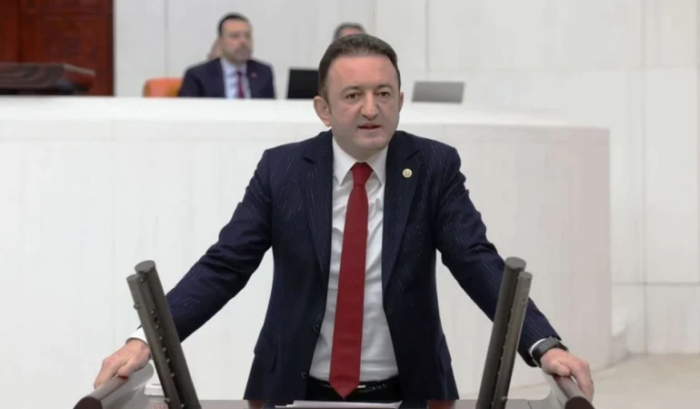 CHP Konya Milletvekili Barış Bektaş’tan Hayati Uyarı: Su Krizi Çözülmezse Türkiye Aç Kalacak, Tarım ve Su Güvenliği Tehlikede!