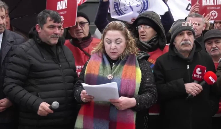 EMEKLİLER İSTANBUL’DAN SESLENDİ: “35 BİN SEYYANEN ZAM İSTİYORUZ”