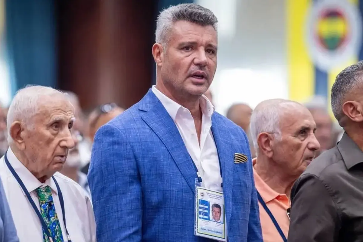 fenerbahce-baskani-sadettin-saran-ifade-vermek-19373635_3653_amp