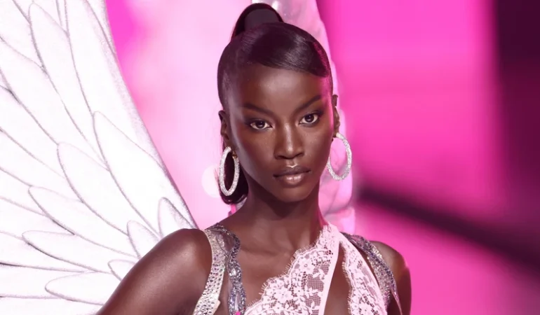 MÜLTECİYDİ, 2025’İN MODELİ OLDU: ANOK YAI’NİN BAŞARI HİKÂYESİ