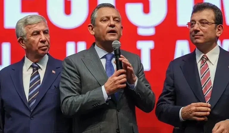 OZGÜR ÖZEL’DEN ÇARPICI MANSUR YAVAŞ AÇIKLAMASI