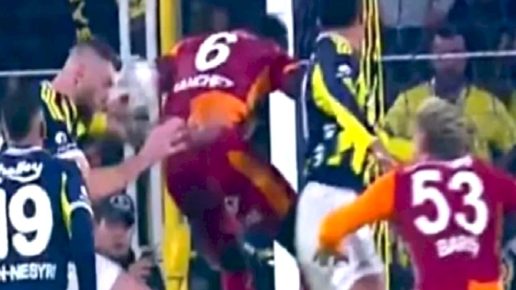 super ligde 14 haftanin var kayitlari aciklandi derbide iptal edilen gol de yer aldi VLPiAgMl - Süper Lig Derbisinde VAR Kararı Şaşkınlık Yarattı