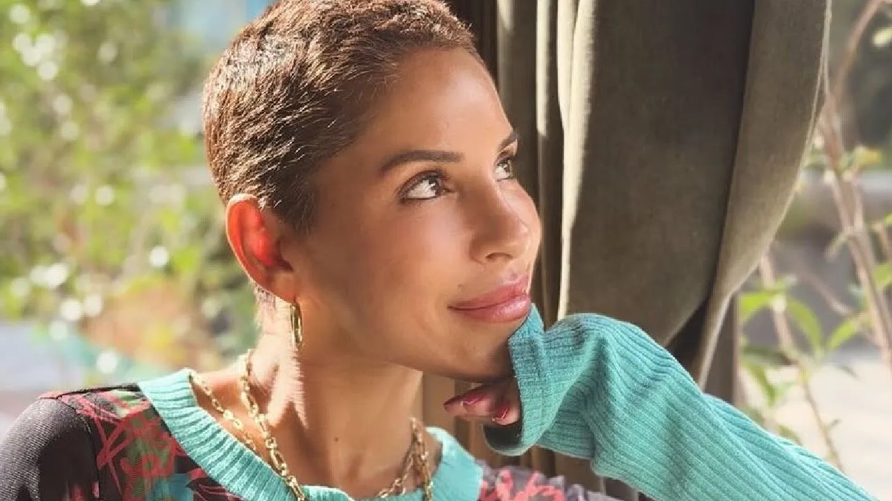 Irmak Ünal Kanser Tedavisini Paylaştı: "Güçlü Kalıyorum" 3 yeni-proje-6-324