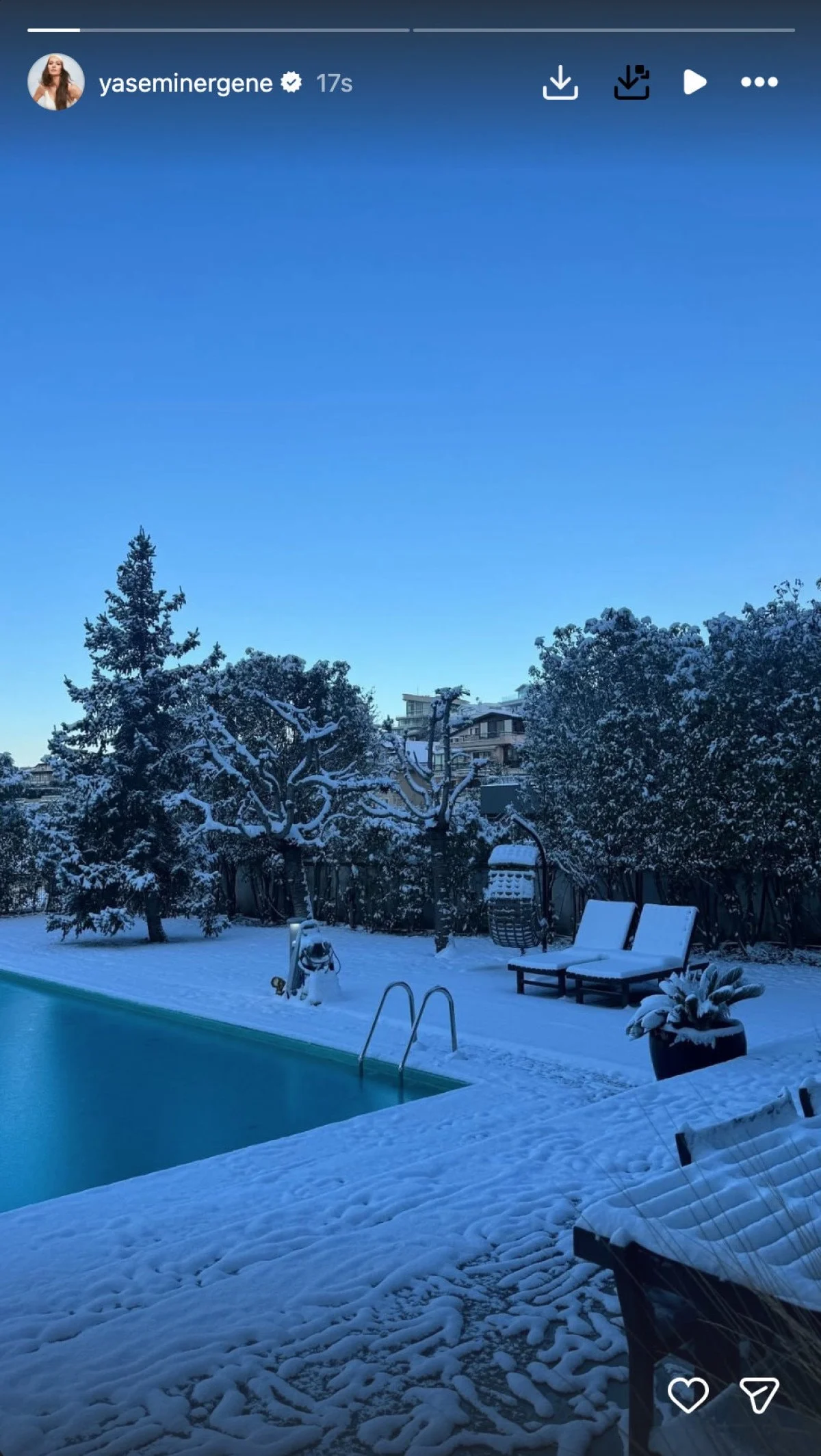 - YASEMIN ERGENE PAYLAŞTIĞI KAR MANZARALI YENİ EV FOTOGLARIYLE SOSYAL MEDYAYI SALLADI