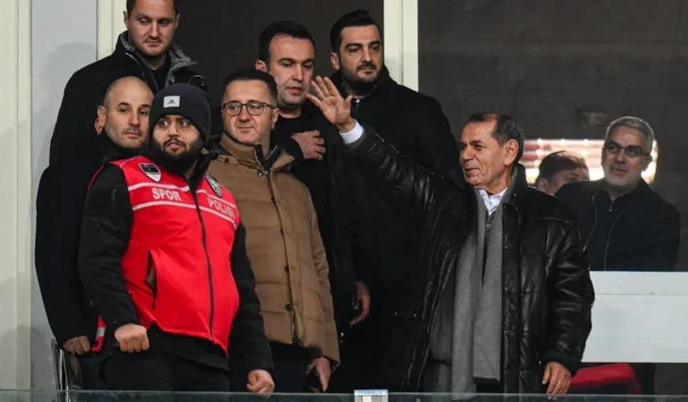 DURSUN ÖZBEK’TEN TİMUR İÇİN UMUT DOLU MESAJ: “YİNE ARAMIZA DÖNECEĞİNE İNANIYORUM”