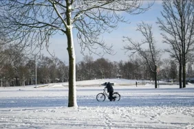 Avrupa'da Kar ve Soğuk Hava Hayatı Durdurdu 2 695ec9ad61704182