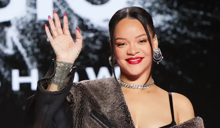 3 ÇOCUK ANNESİ RIHANNA’DAN SEVGİLİLER GÜNÜ’NE ÖZEL POZLAR VE SAMİMİ PAYLAŞIMLAR